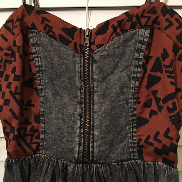 Corset Style Zipper Tank Top - Picture 4 of 4